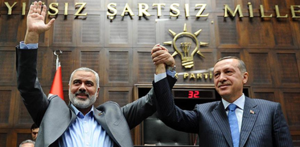 Foto - Türkiye’nin Filistin hassasiyeti Eurovision’da vuruldu. Sertap Erener sahnede, İsrail bayrağı her yerde