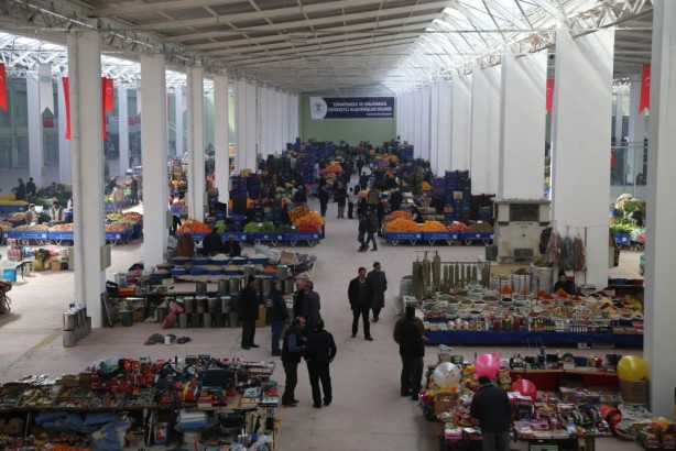 Foto - Türkiye'nin gelmiş geçmiş en sessiz pazarı o ilimizde! Vatandaş, bu yüzden fısıltıyla konuşup, alacağını alarak çıkıyor