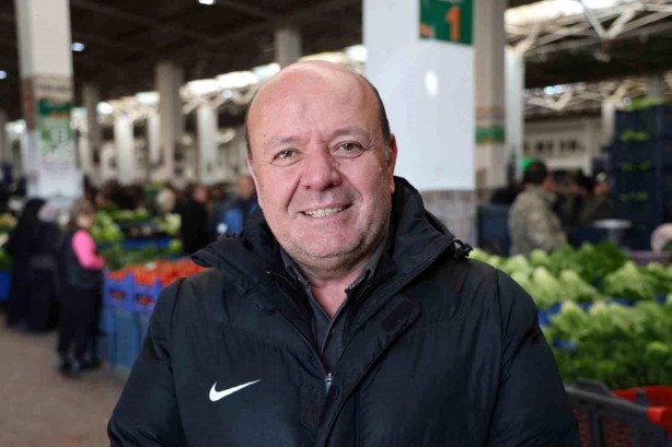 Foto - Türkiye'nin gelmiş geçmiş en sessiz pazarı o ilimizde! Vatandaş, bu yüzden fısıltıyla konuşup, alacağını alarak çıkıyor