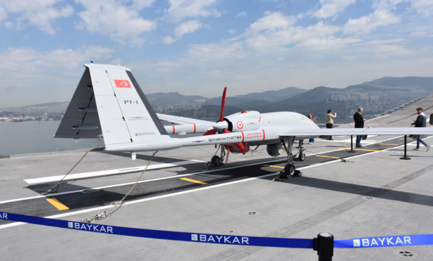 Foto - Türkiye'nin gözbebeği TCG Anadolu İzmir'de