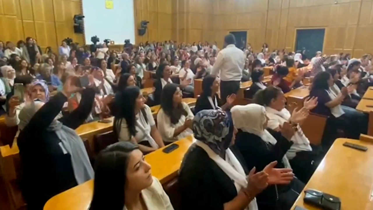 Foto - Türkiye'nin gözü önünde skandala imza attılar! Savcı Sayan dayanamadı isyan etti