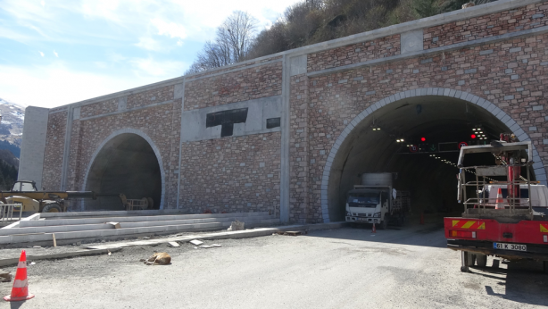 Foto - Türkiye’nin gurur projesi! Avrupa’nın en uzunu gün sayıyor