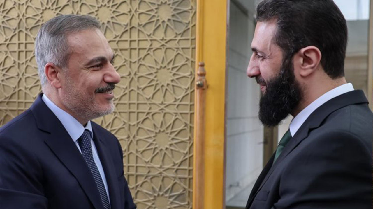 Foto - 'Türkiye'nin haklılığı kanıtlandı' diyerek duyurdu: İran çöktü, Ankara şimdi masada