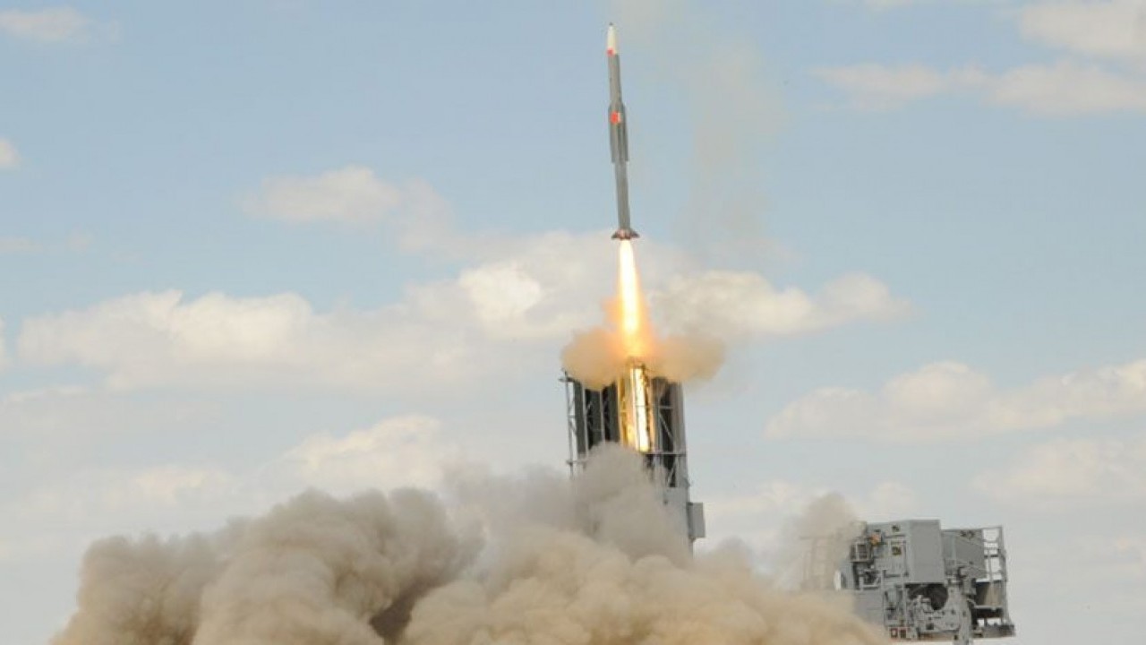 Türkiye'nin Hisar'ı aktif etmesi sonrası ayağa kalktılar: Birkaç saat bile dayanamayabiliriz