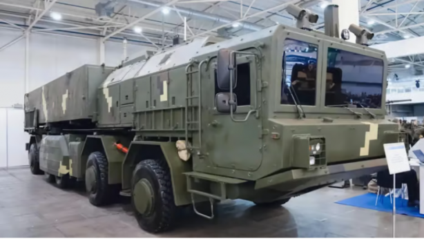 Türkiye'nin İHA yapmayı öğrettiği ülke balistik füze yaptı! Bu da yetmedi füzeyi ateşlediler