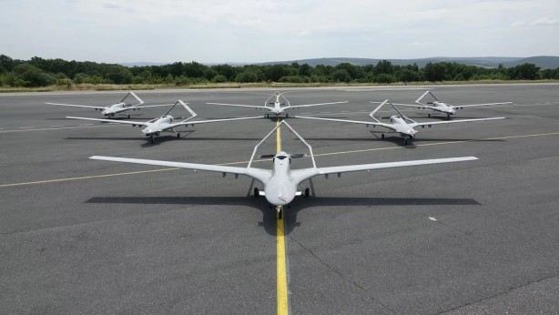 Türkiye'nin İHA yapmayı öğrettiği ülke Bayraktar TB2 SİHA'yı kopyaladı! Herkes şaştı kaldı