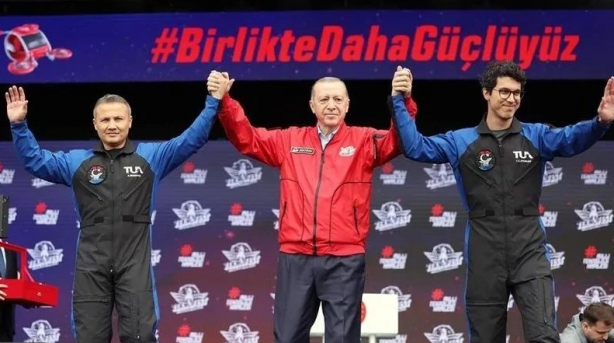 Foto - Türkiye'nin ikinci astronotu Tuva Cihangir Atasever hazırlıklara başladı