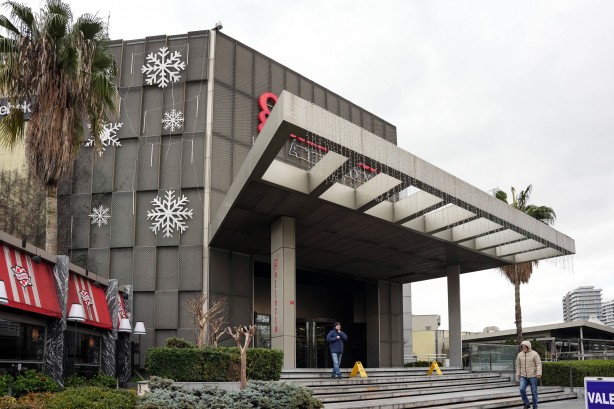 Foto - Türkiye'nin ilk AVM'sinden kahreden görüntü! Gören ah vah ediyor