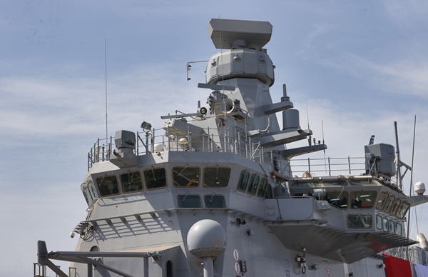 Foto - Türkiye'nin ilk SİHA gemisi "TCG Anadolu" Fransa'da gündem oldu