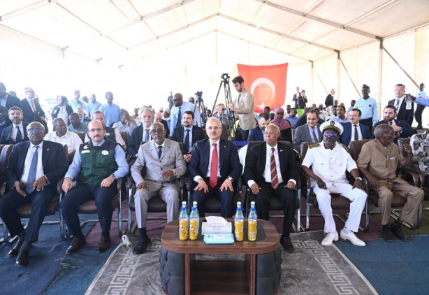 Foto - Türkiye'nin inşa ettiği Cibuti'nin ilk barajı açıldı! Tam 14 milyon metreküp kapasiteye sahip!