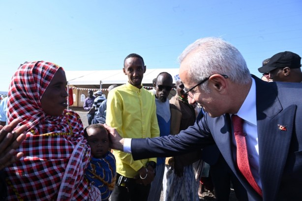 Foto - Türkiye'nin inşa ettiği Cibuti'nin ilk barajı açıldı! Tam 14 milyon metreküp kapasiteye sahip!