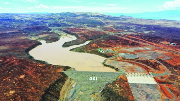 Foto - Türkiye'nin inşa ettiği Cibuti'nin ilk barajı açıldı! Tam 14 milyon metreküp kapasiteye sahip!