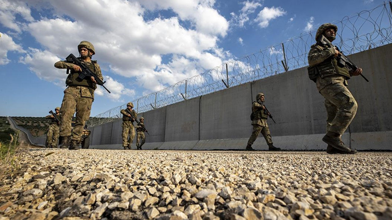Foto - Türkiye'nin İran sınırında sıcak saatler! İstihbarat peş peşe geldi