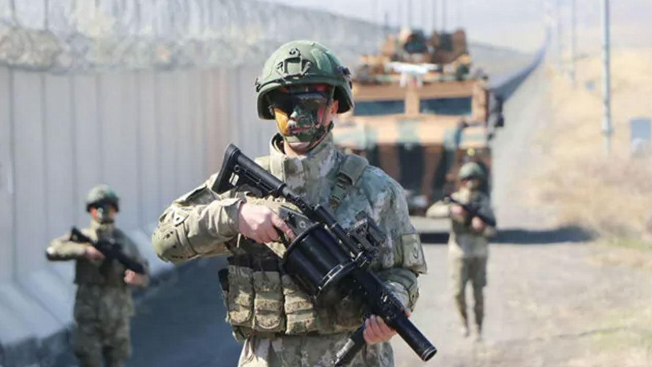 Foto - Türkiye'nin İran sınırında sıcak saatler! İstihbarat peş peşe geldi