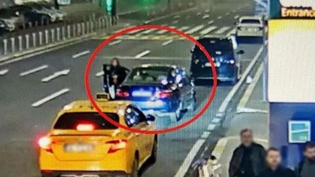 Foto - Türkiye’nin konuştuğu kazada yeni skandal! O rezil video ortaya çıktı! Eylem Tok’un oğlu, kaza sırasında bakın ne paylaşmış