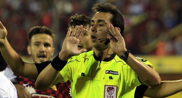 Foto - Türkiye'nin konuştuğu kırmızıya eski hakemler ne dedi?