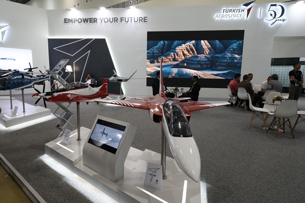 Foto - Türkiye'nin milli kanatları ihracata uçuyor!