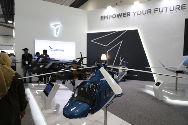 Foto - Türkiye'nin milli kanatları ihracata uçuyor!