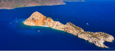 Foto - Türkiye'nin o adası resmen işgal altında! İş artık çığırından çıktı