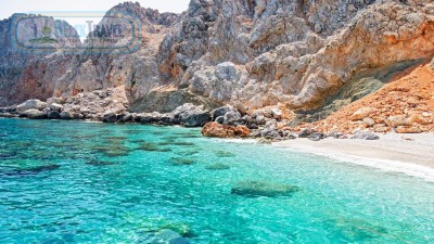 Foto - Türkiye'nin o adası resmen işgal altında! İş artık çığırından çıktı