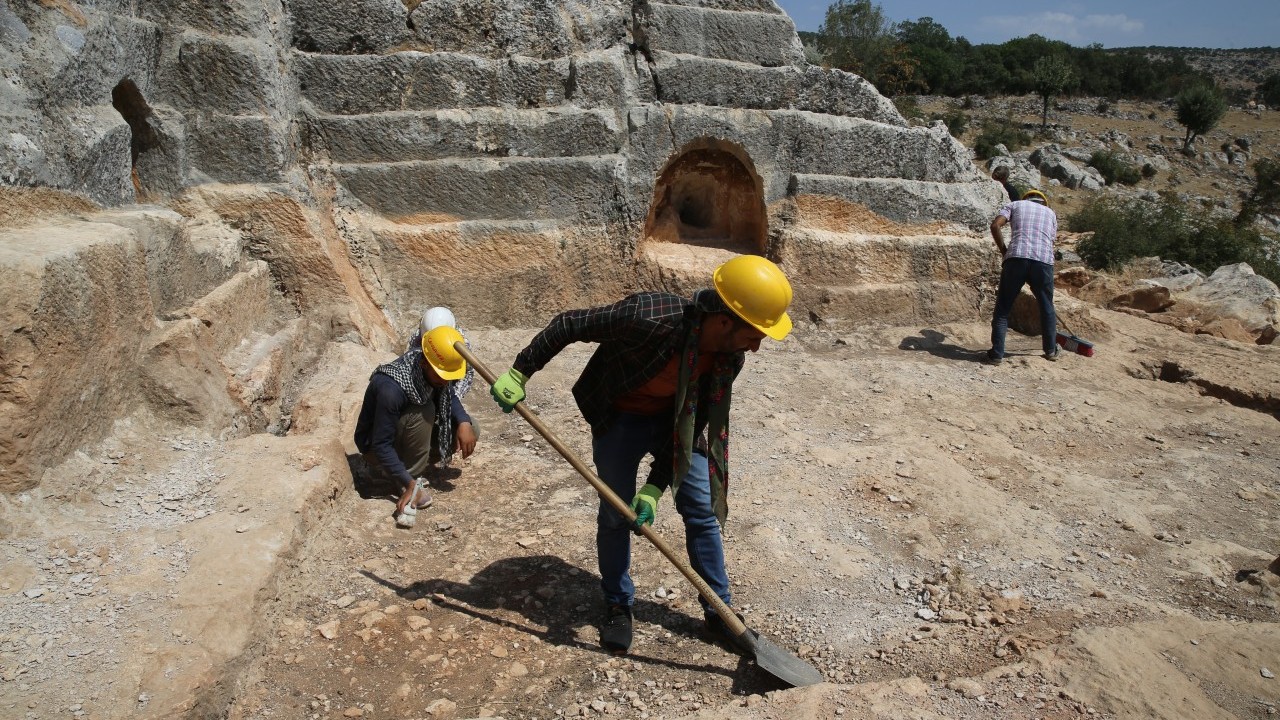 Foto - Türkiye'nin o bölgesinden kazma vurdukça fışkırıyor! Yerin altında şaşırtan gömü… 
