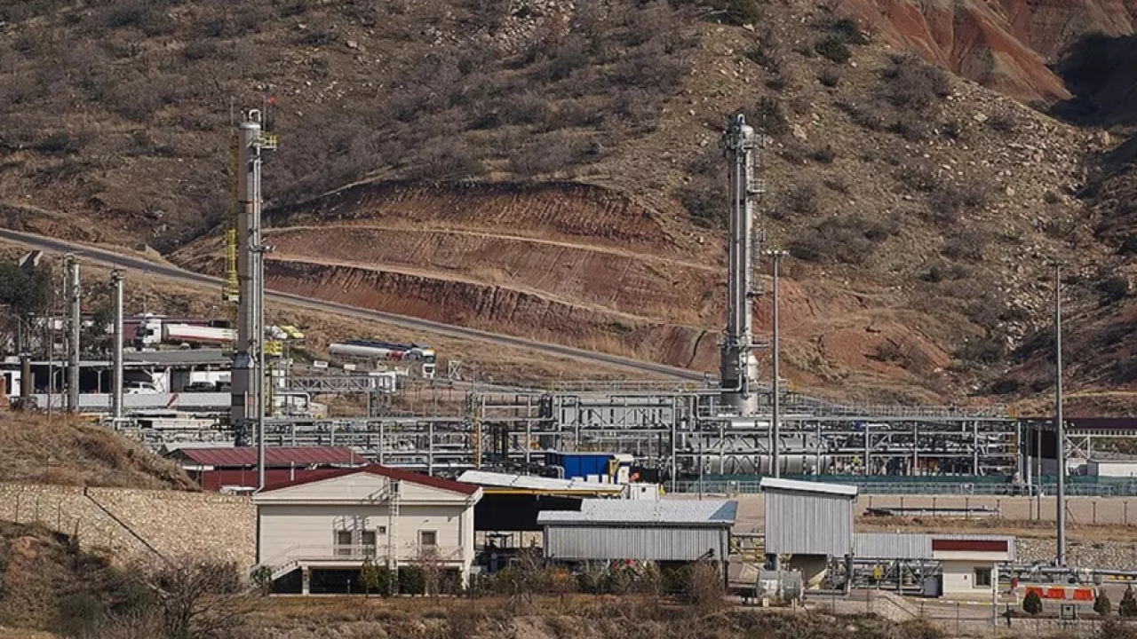 Foto - Türkiye'nin petrol anlaşmasını iptal etmesi sonrası ABD'den flaş karar! Apar topar o ülkenin kapısını çaldılar