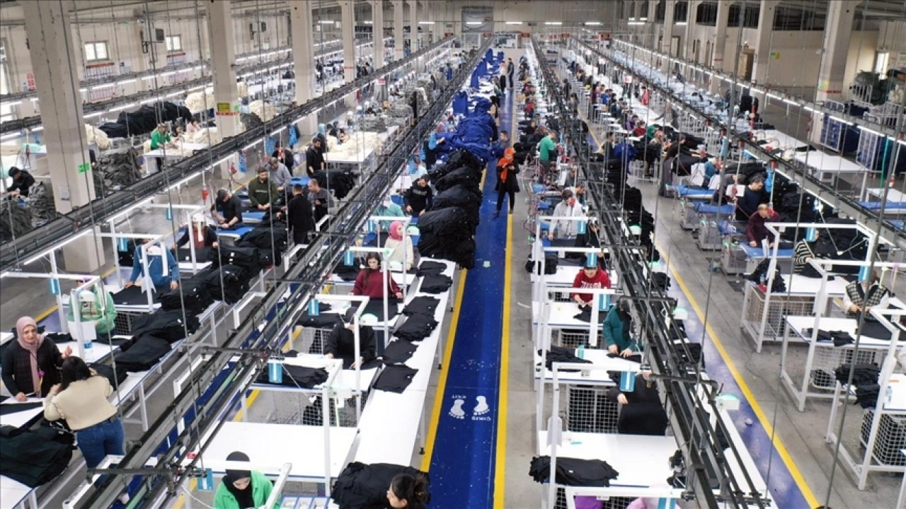 Foto - Türkiye'nin sanayi devinde işçiler ayaklandı! Üretim durdu