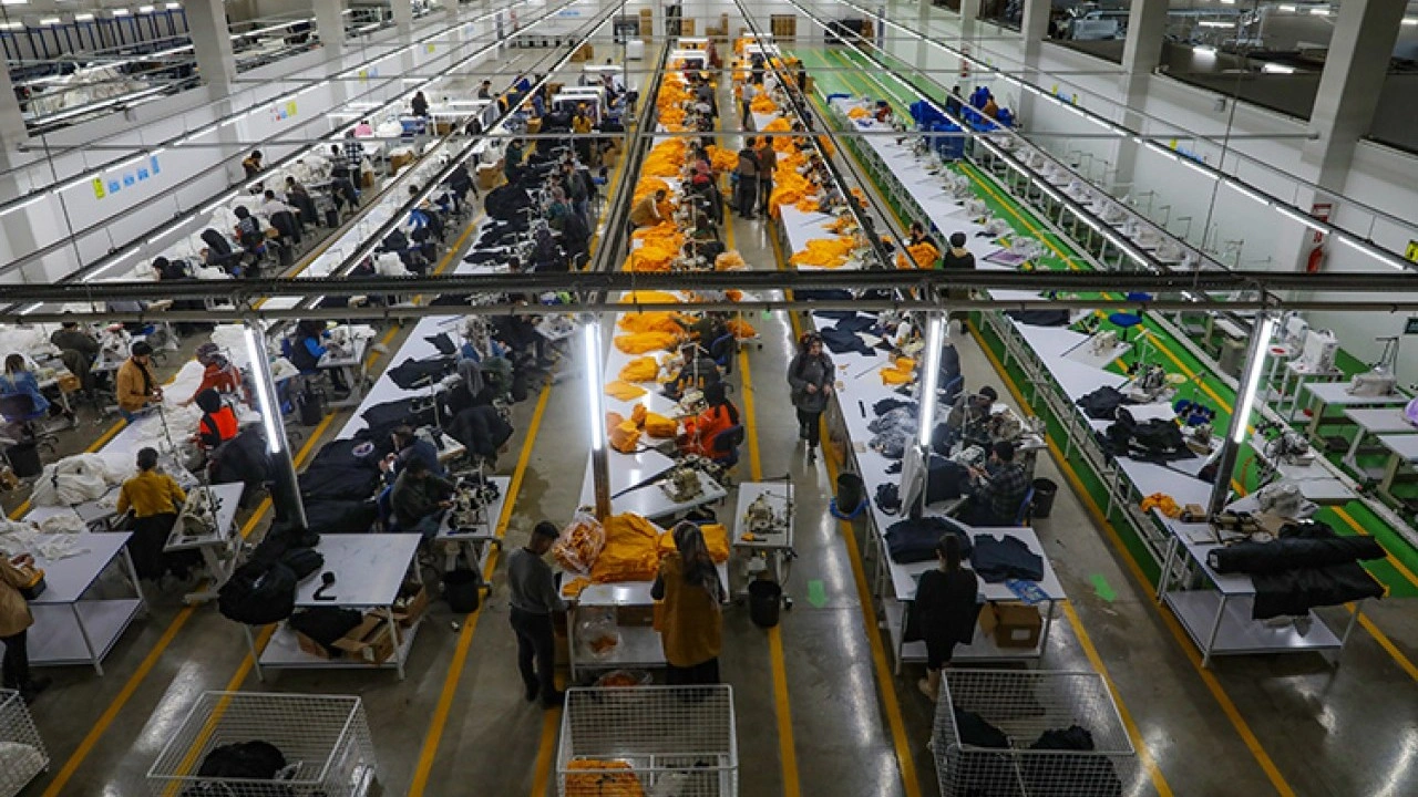 Foto - Türkiye'nin sanayi devinde işçiler ayaklandı! Üretim durdu