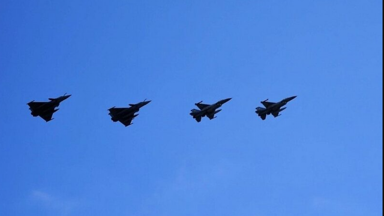 Foto - Türkiye'nin silahı 'Vural' şok etti: '500 km menzili var, tüm savunma sistemi kör oldu' diyerek duyurdular