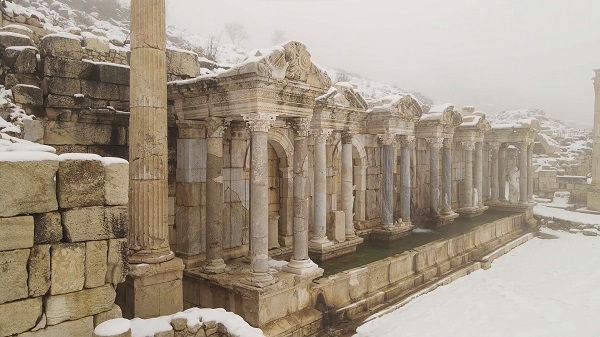Foto - Türkiye'nin tarihi güzelliği beyaza büründü! Aristokratlar şehri Sagalassos