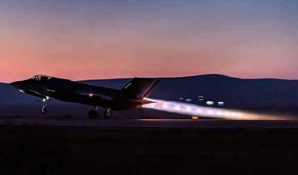 Foto - Türkiye'nin uçaklarına el koyan ABD'de deprem! Son F-35 gelişmesi Pentagon'u salladı
