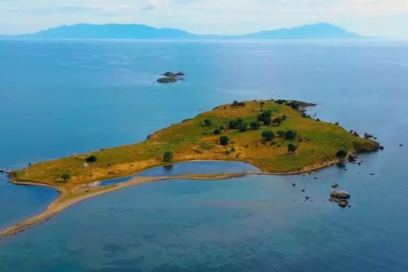 Foto - Türkiye'nin ünlü adasından kahreden haber! Koca ada yanarak kül oldu