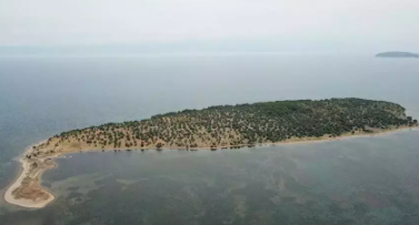 Foto - Türkiye'nin ünlü adasından kahreden haber! Koca ada yanarak kül oldu