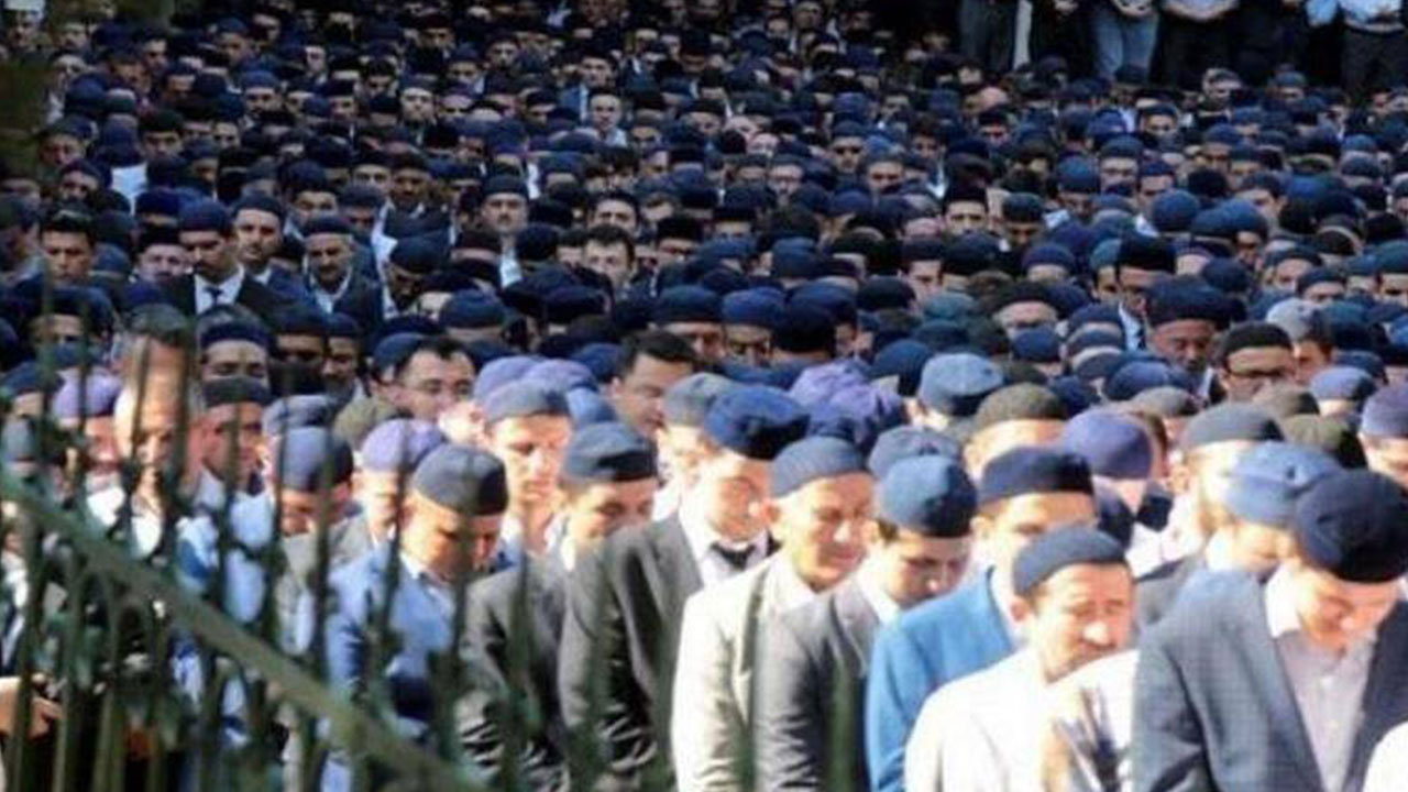 Foto - Türkiye'nin ünlü cemaatinden tartışmalı karar: Diyanet'in imamını minareye sokmamaya başladılar