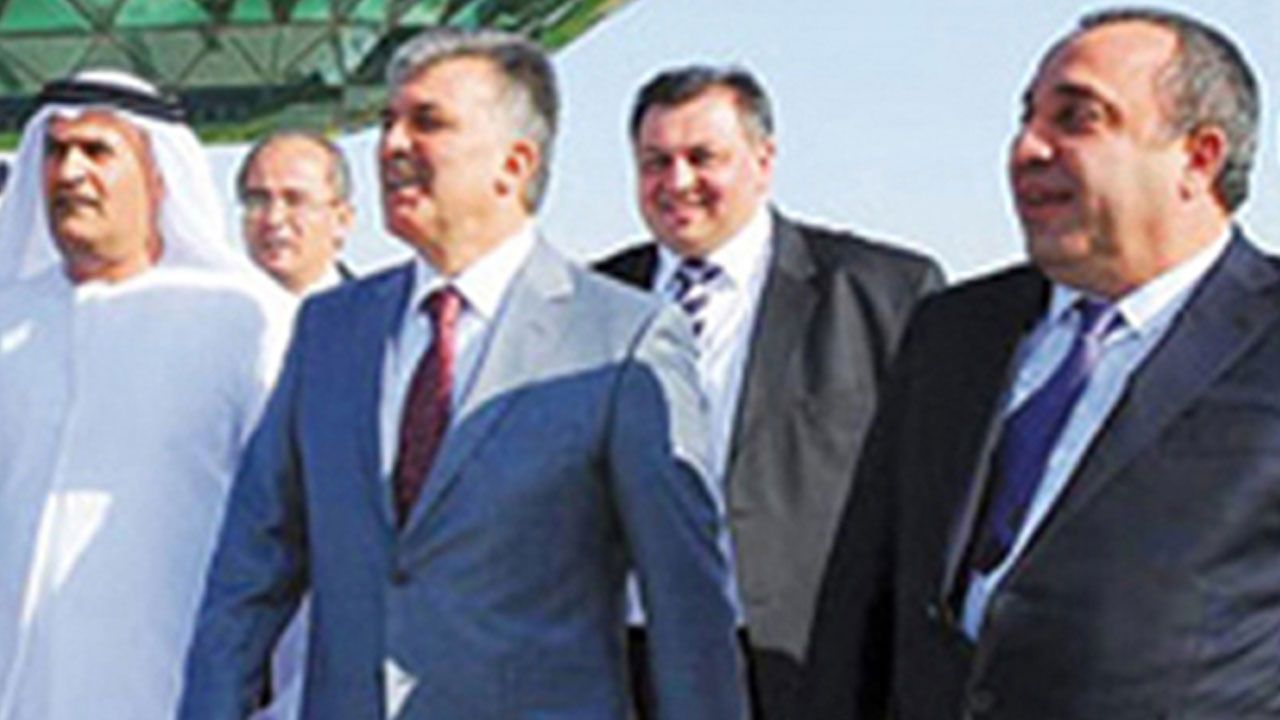 Türkiye'nin ünlü inşaat firmasından gündemi sarsacak çıkış: Milyonlarca dolar rüşvet istediler