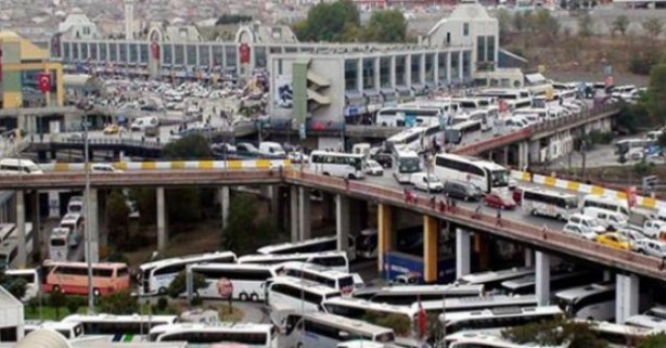 Foto - Türkiye'nin ünlü otobüs firması piyasadan işte böyle çekildi! Otobüsler apar topar satıldı