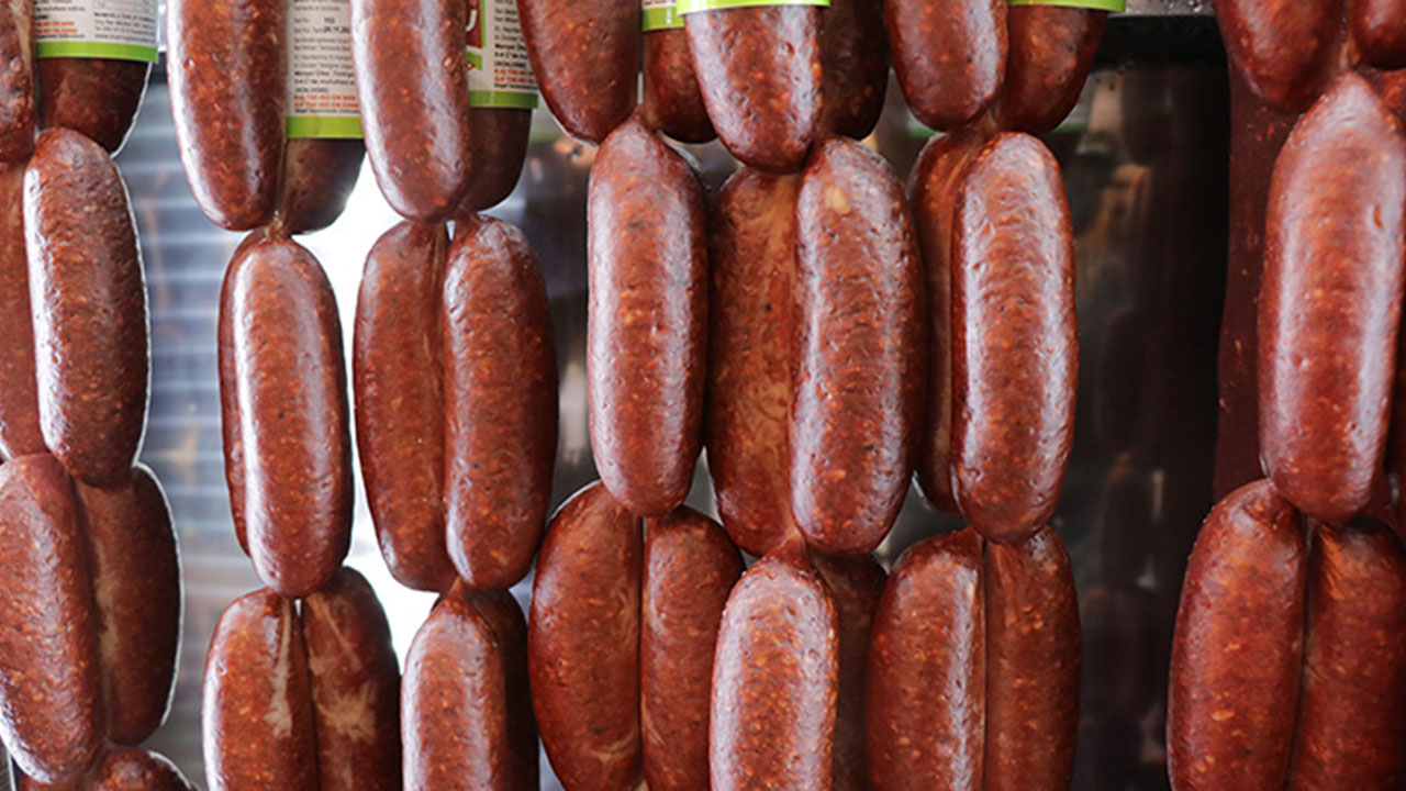 Foto - Türkiye'nin ünlü sucuk markasında enfeksiyon tespit edildi! Marketlerden acil olarak toplatılıyor