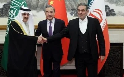 Foto - Türkiye'nin yanı başında nükleer sığınak! Şok iddia: O ülkenin lideri gizli tünellerle Türkiye'ye kaçacak