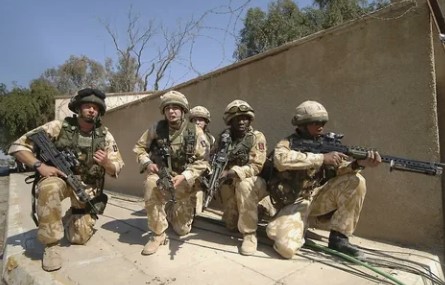 Foto - Türkiye’nin yanı başındaki İngiliz askerler tek tek kanser olmaya başladı! "Ölümcül zehre" mi maruz kaldılar?