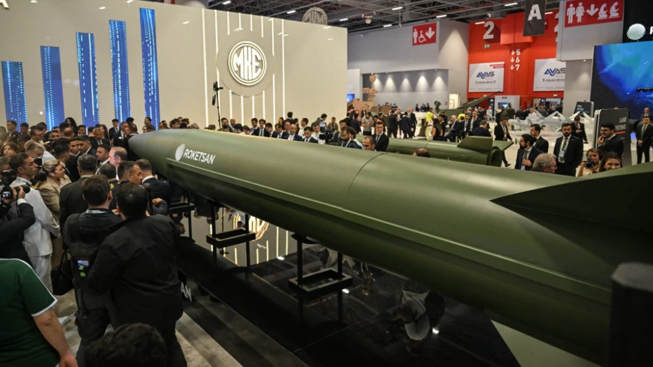 Foto - Türkiye'nin yeni füzesini açıkladı: Atış müjdesini yakında vereceğiz