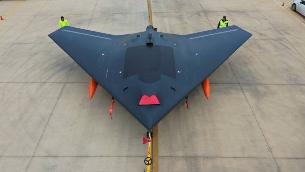 Foto - Türkiye'nin yeni İHA'sı Avrupa ülkesini ayağa kaldırdı: Ankara değişiklikler yapıyor, hemen hazırlanmalıyız