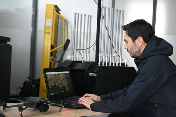 Foto - Türkiye'nin yeni silahı Yunanistan, İran ve ABD'yi şok edecek! İHA'ları gördüğü an paket ediyor