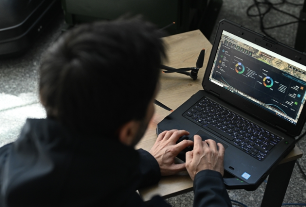 Foto - Türkiye'nin yeni silahı Yunanistan, İran ve ABD'yi şok edecek! İHA'ları gördüğü an paket ediyor