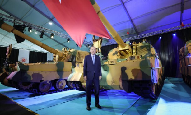 Foto - Türkiye'nin yeni silahına Yunanistan'dan gizli önlem! Emekli korgeneral 'MİT acilen araştırmalı' diyerek uyardı