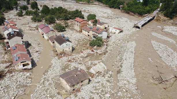 Foto - Türkiye'ye 15 Mart'ta Haarp saldırısı mı yapıldı? Haşmet Babaoğlu herkesi şok edecek detayı paylaştı