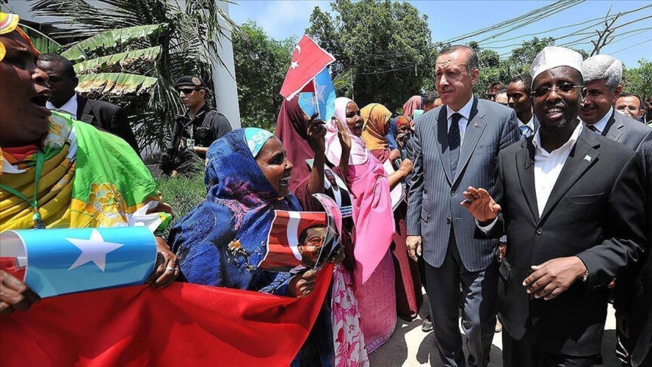 Foto - Türkiye'ye binlerce km uzaklıktaki ülkeden Erdoğan itirafı: Ülkemize geldi, tarih yeniden yazıldı