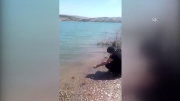 Foto - Türkiye'ye biyolojik saldırı şüphesi! Esrarengiz ABD'li göle kırmızı balık bırakırken yakalandı 