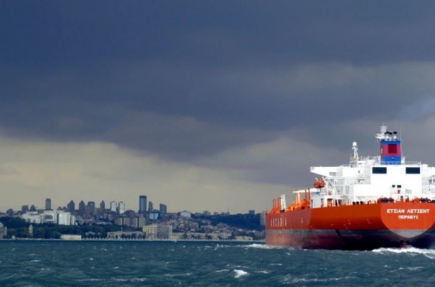 Foto - Türkiye'ye doğalgaz vermesi için yalvaran ülke, Yunanistan ile anlaştı! Türk Boğazlarını devre dışı bırakacaklar