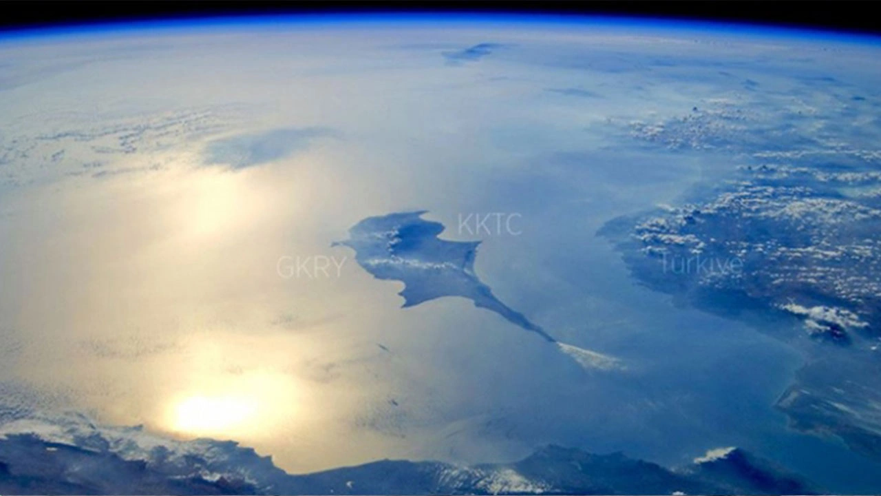 Foto - Türkiye'ye 'dostumuz' diyen ülke, Yunanistan'la harekete geçti! Büyük ihanet, kuyumuzu kazacaklar