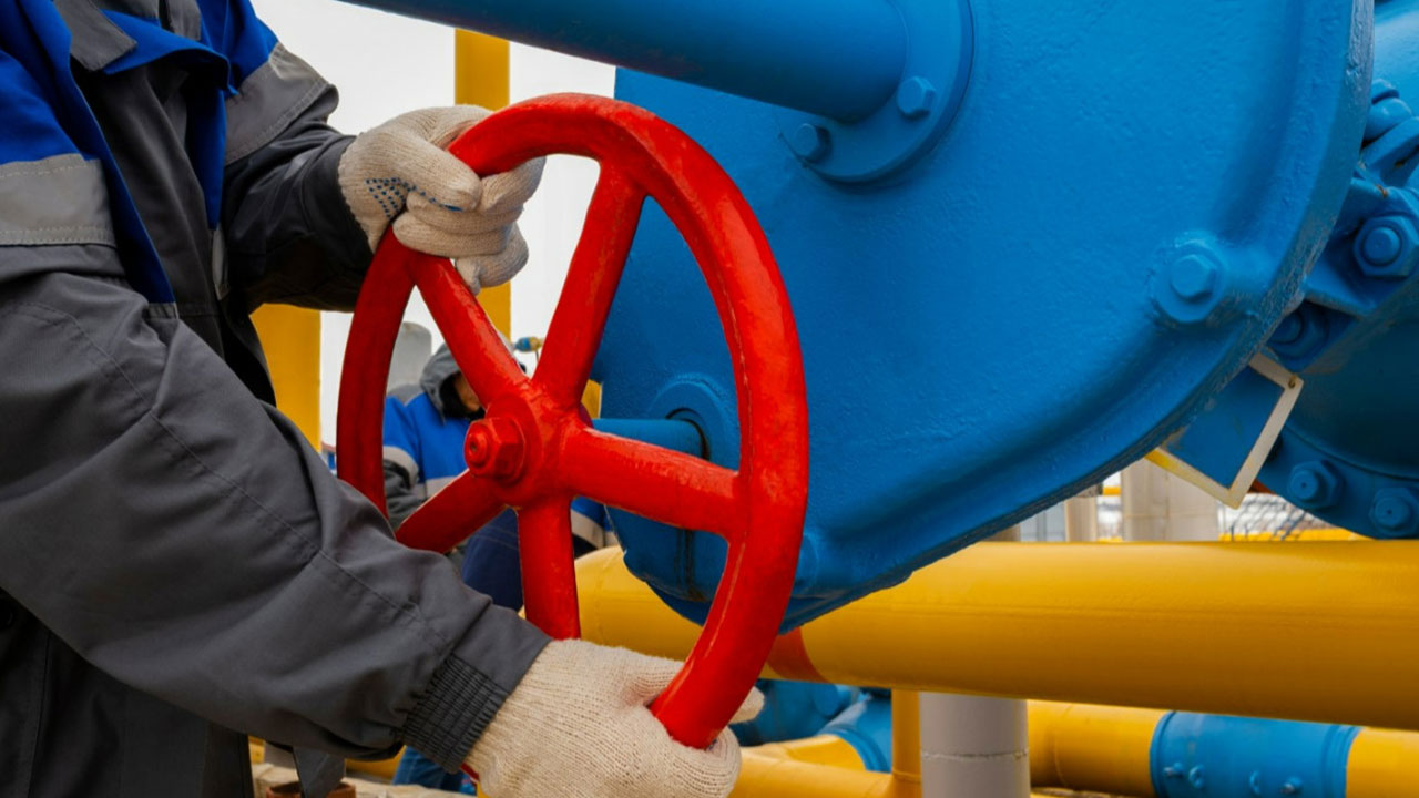 Türkiye'ye gönderilen 6,2 milyar metreküplük doğalgaz ülkeyi karıştırdı: Hani göndermeyecektiniz